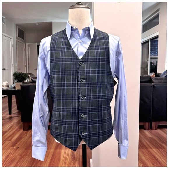 Tom James Royal Classic Men’s Three-Piece Suit. Green, Blue. 44R Altered - Picture 9 of 14